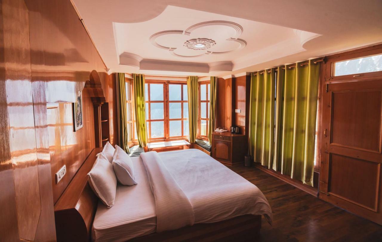Hotel Kalpa Deshang Bagian luar foto