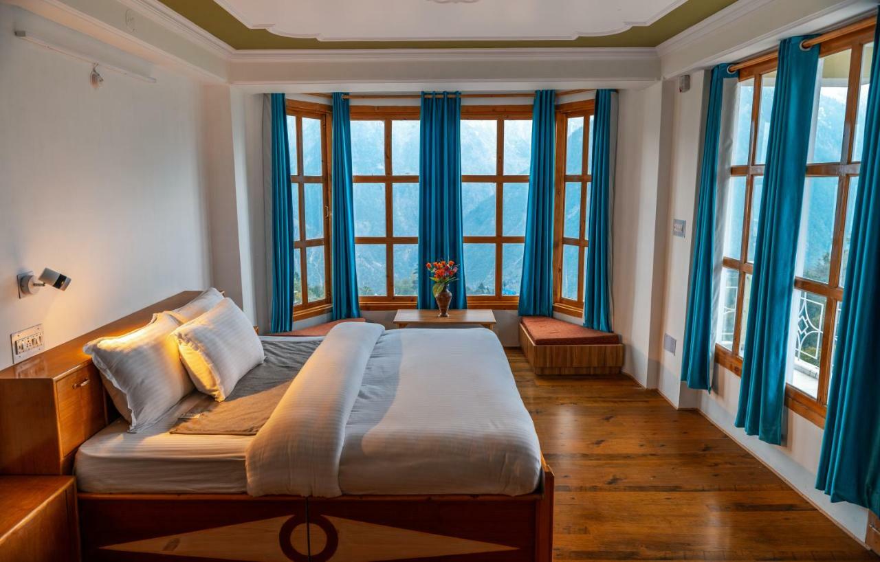 Hotel Kalpa Deshang Bagian luar foto