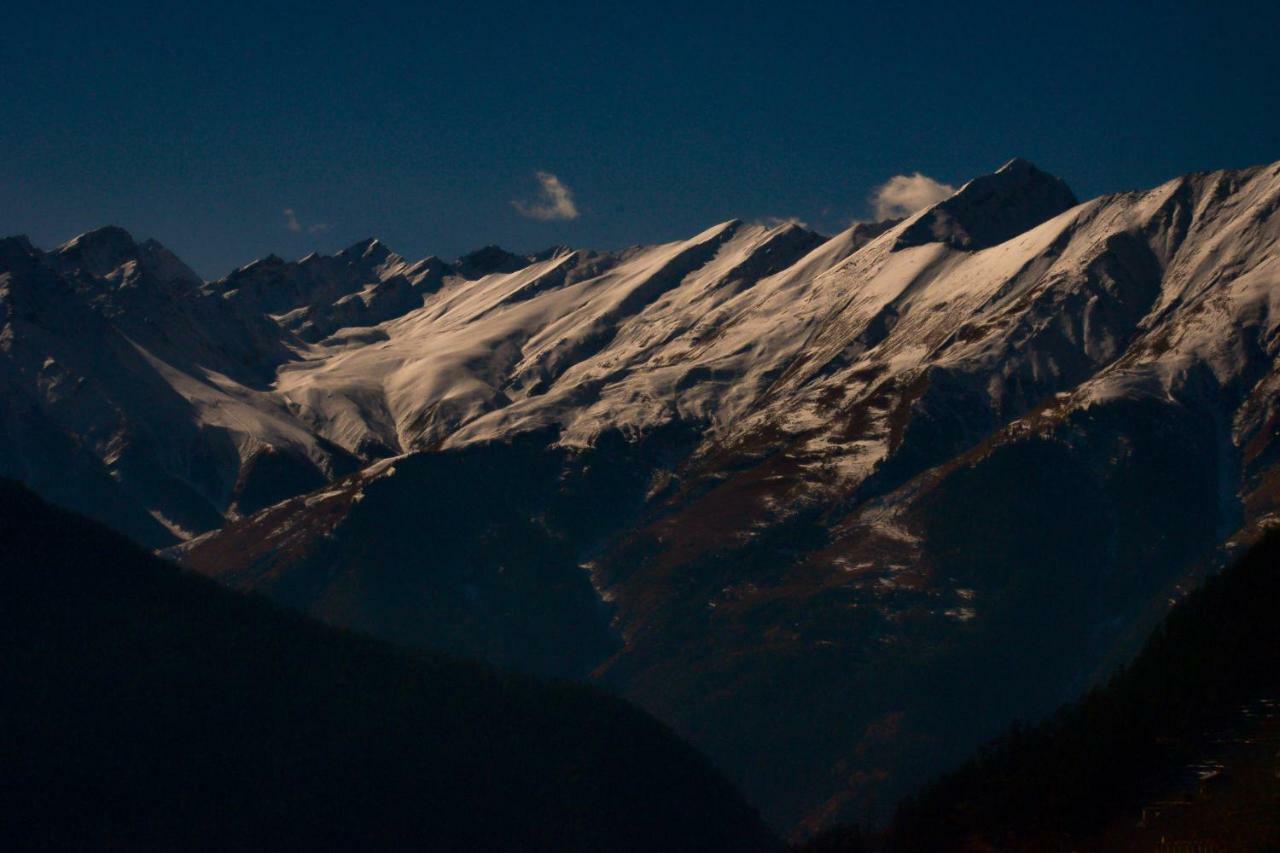 Hotel Kalpa Deshang Bagian luar foto