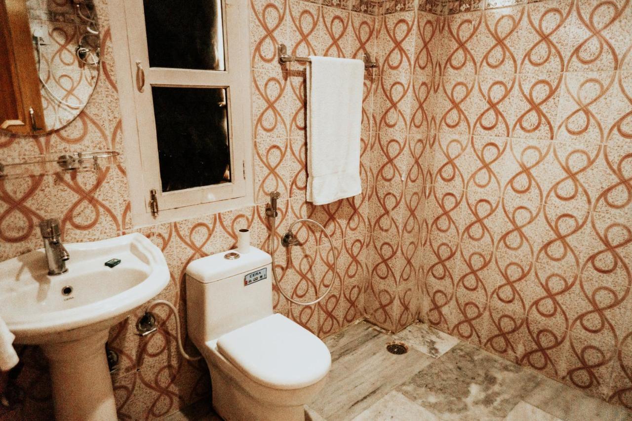 Hotel Kalpa Deshang Bagian luar foto